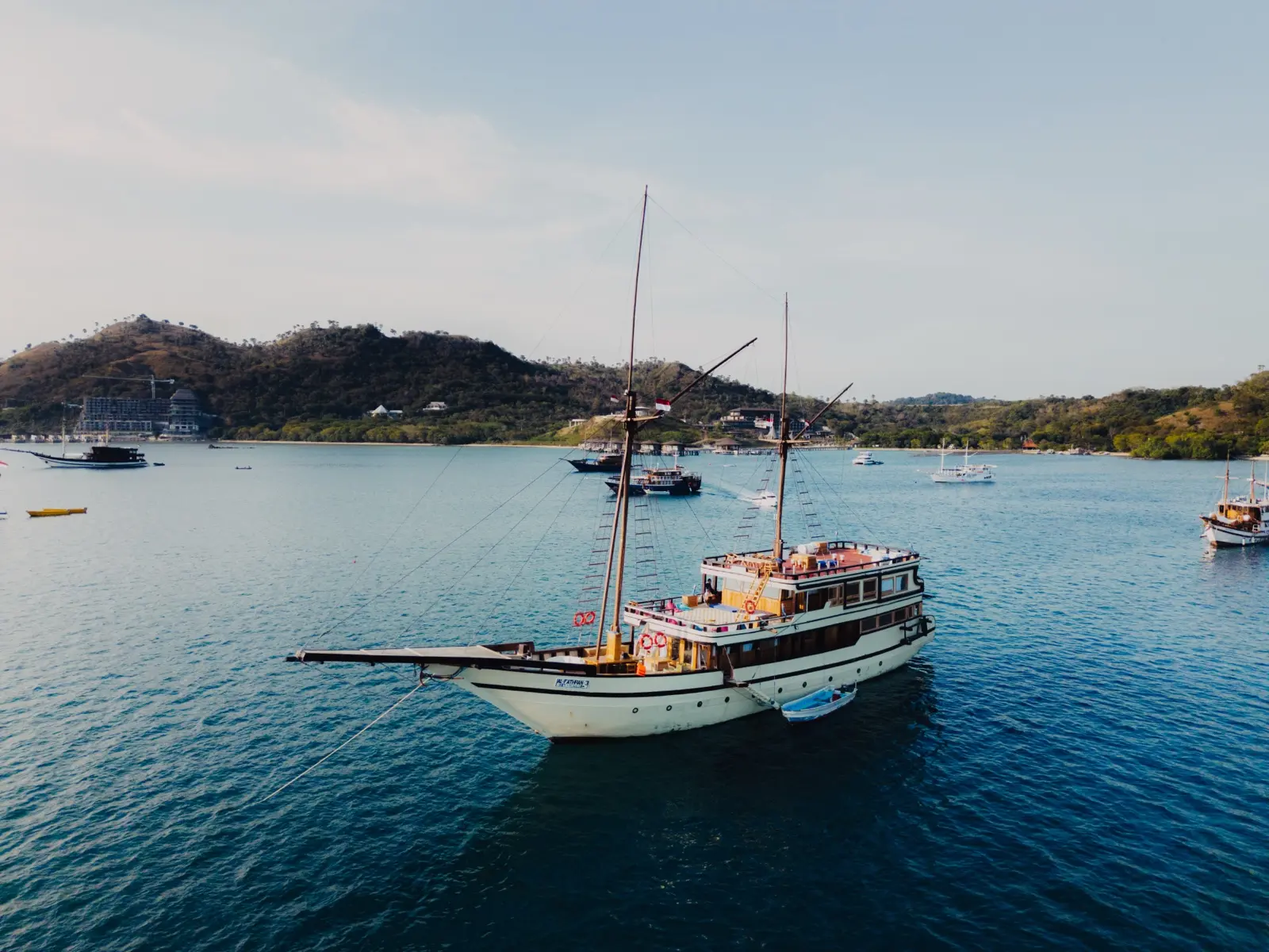 Alfatran 3 — Alfatran 3 Phinisi — Sailing Komodo