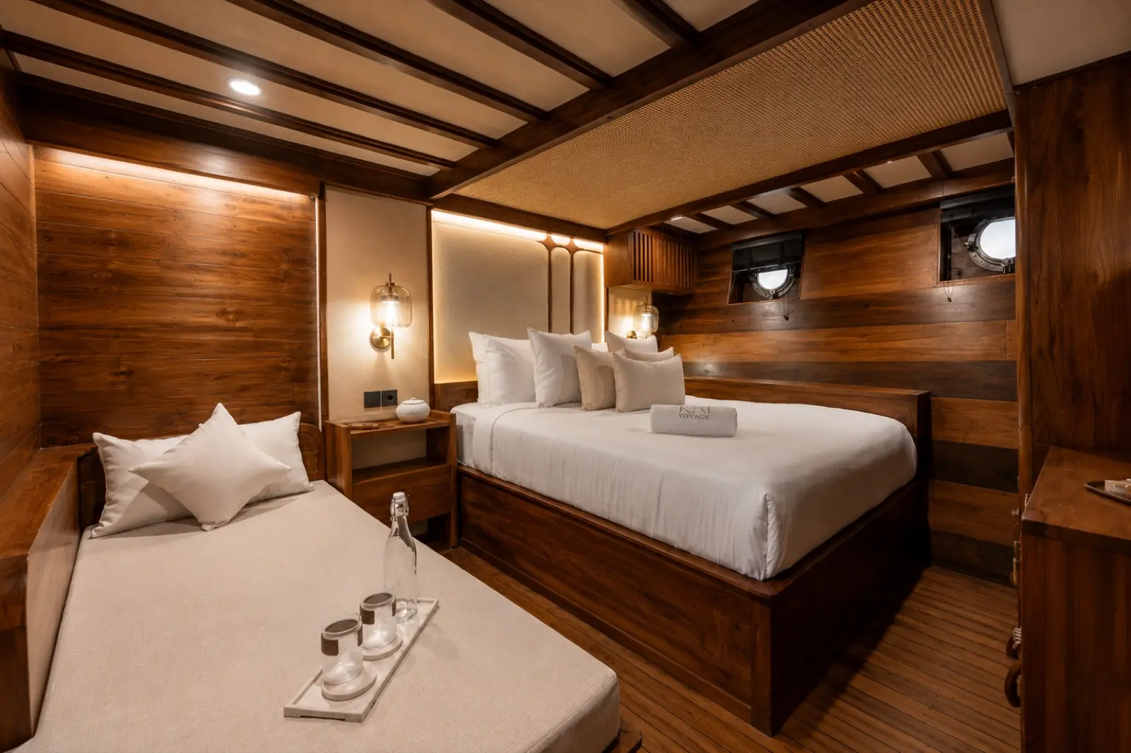 Deluxe Stateroom on Kai Voyage