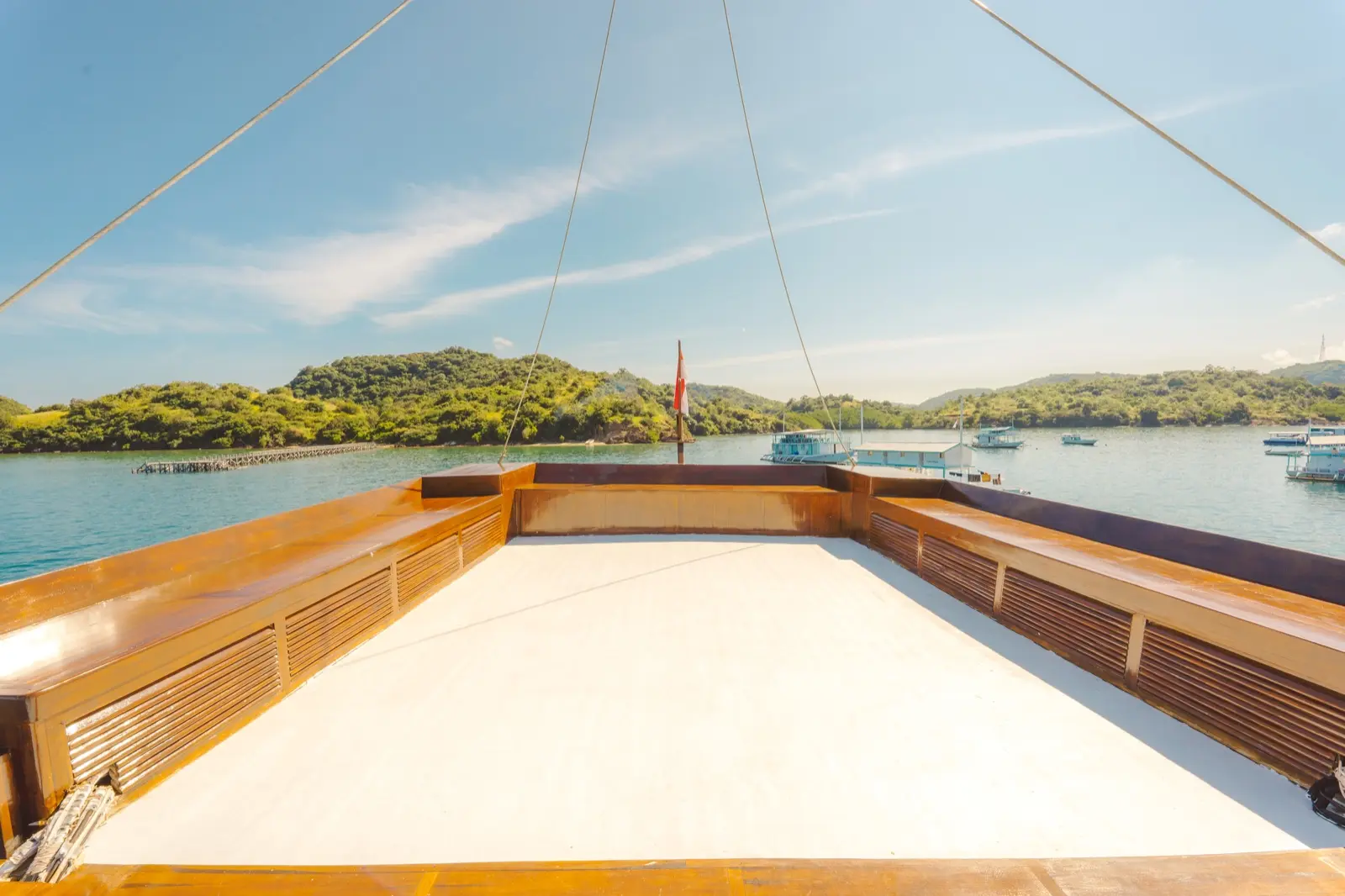 Lamborajo 2 — sun deck