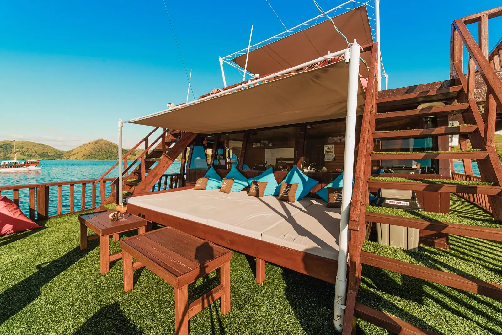 Ocean Pro — sun deck